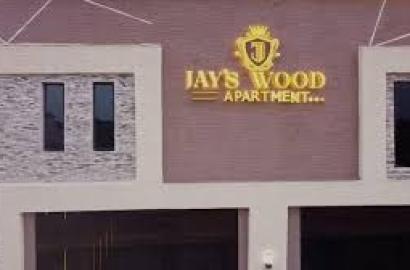 JAY'S WOOD APARTMENT